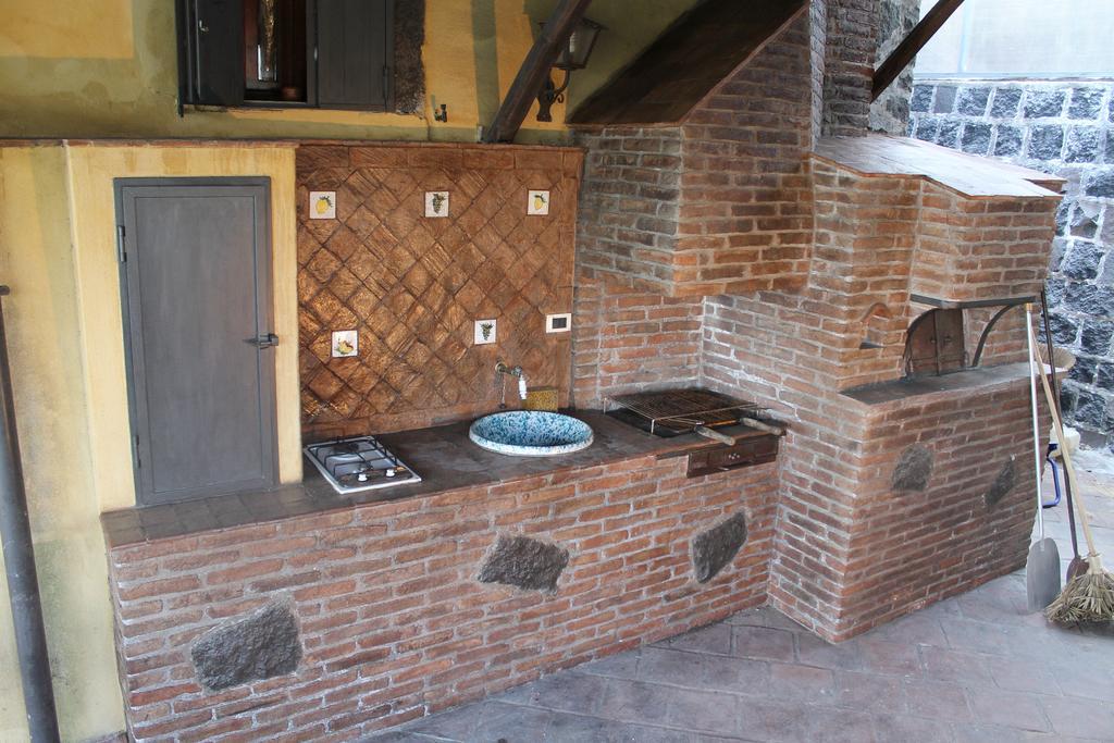 B&B Villa Loriana Мило Экстерьер фото