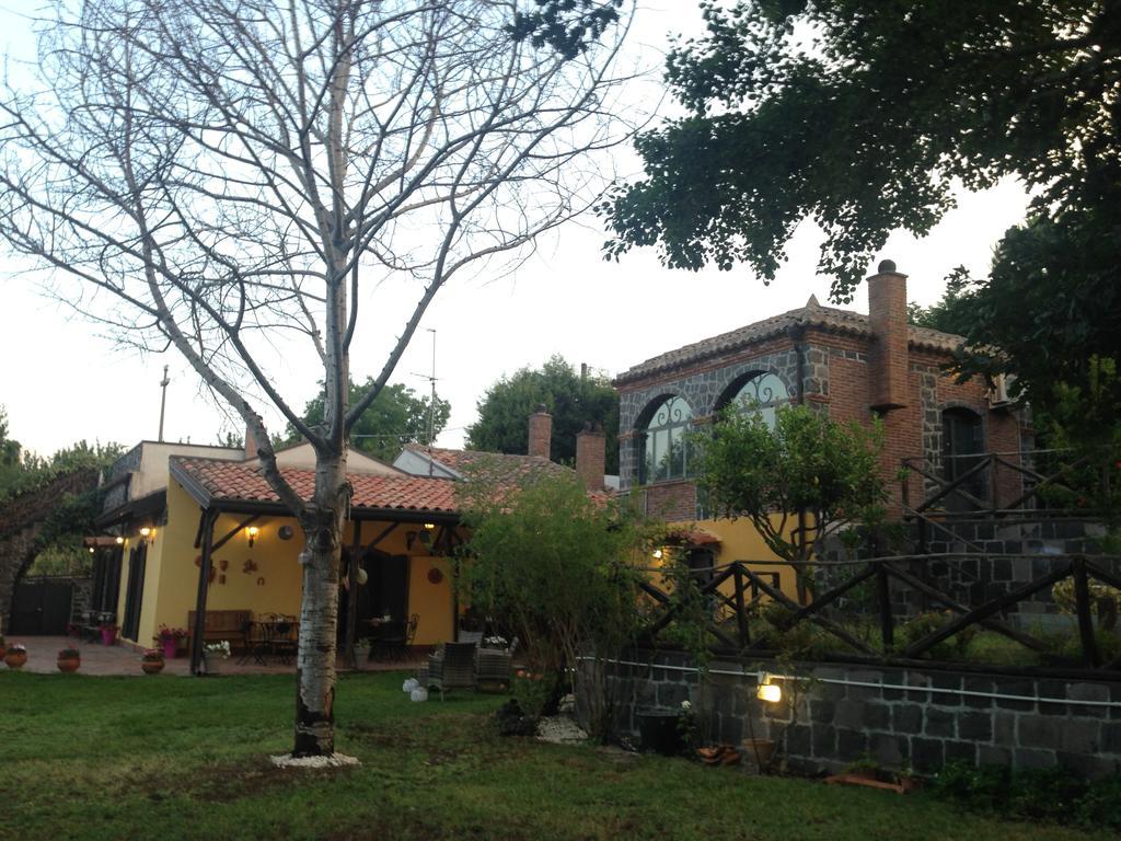 B&B Villa Loriana Мило Экстерьер фото